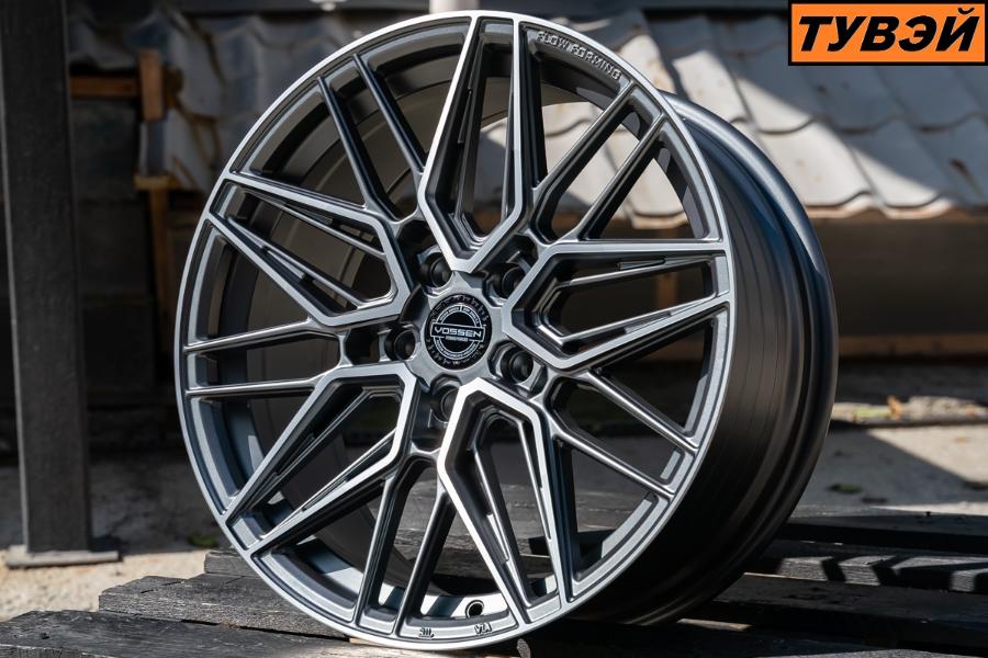 R18 Vossen HF7 Стиль 8.0J ET35 5*114.3 Графит ФЗ