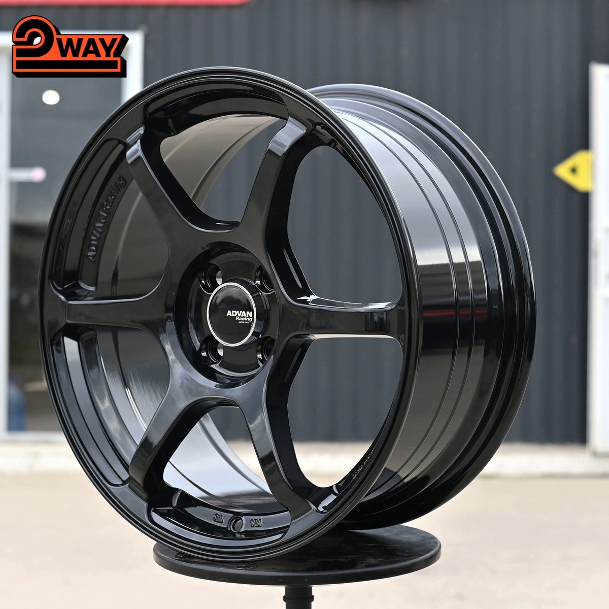 R17 Advan RG4 Стиль 7.5J ET38 4*100 Черный