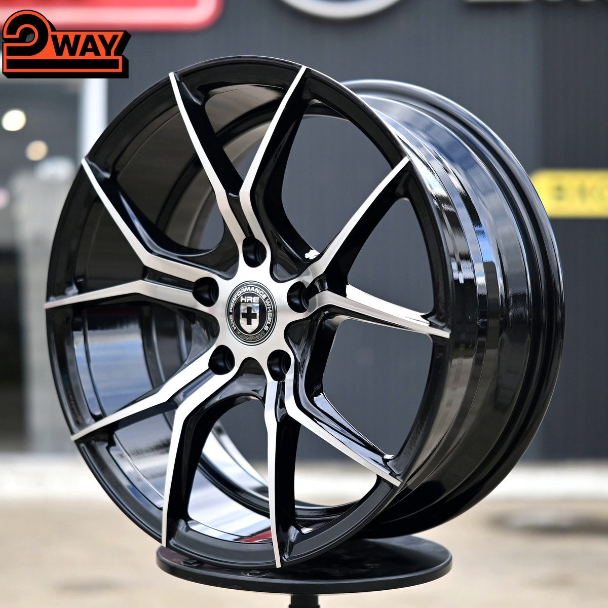 R17 HRE E296 Стиль 7.5J ET35 5*114.3 Черный ФЗ