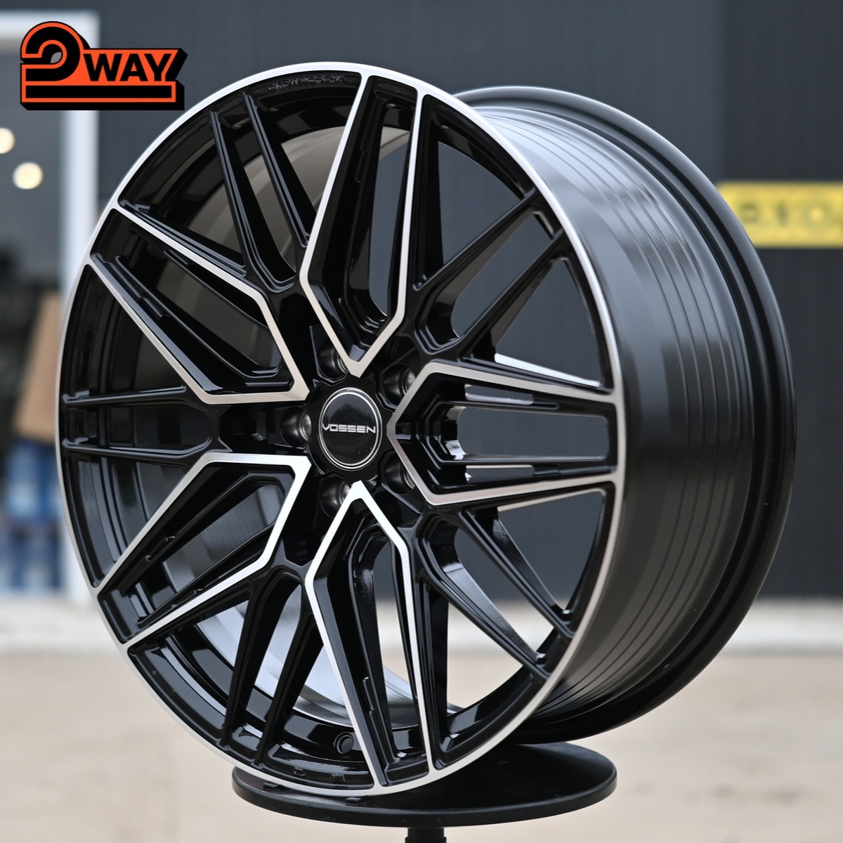 R19 Vossen HF7 Стиль 8.5J ET35 5*114.3 Черный ФЗ