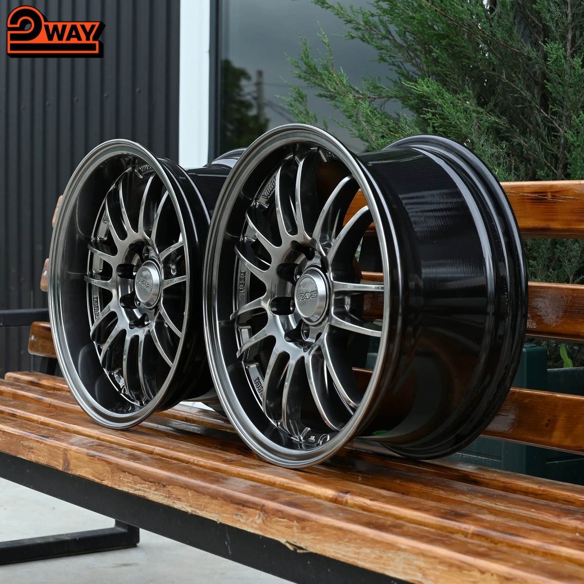 Разноширокие R15 Rays Volk Racing RE30 темный хром