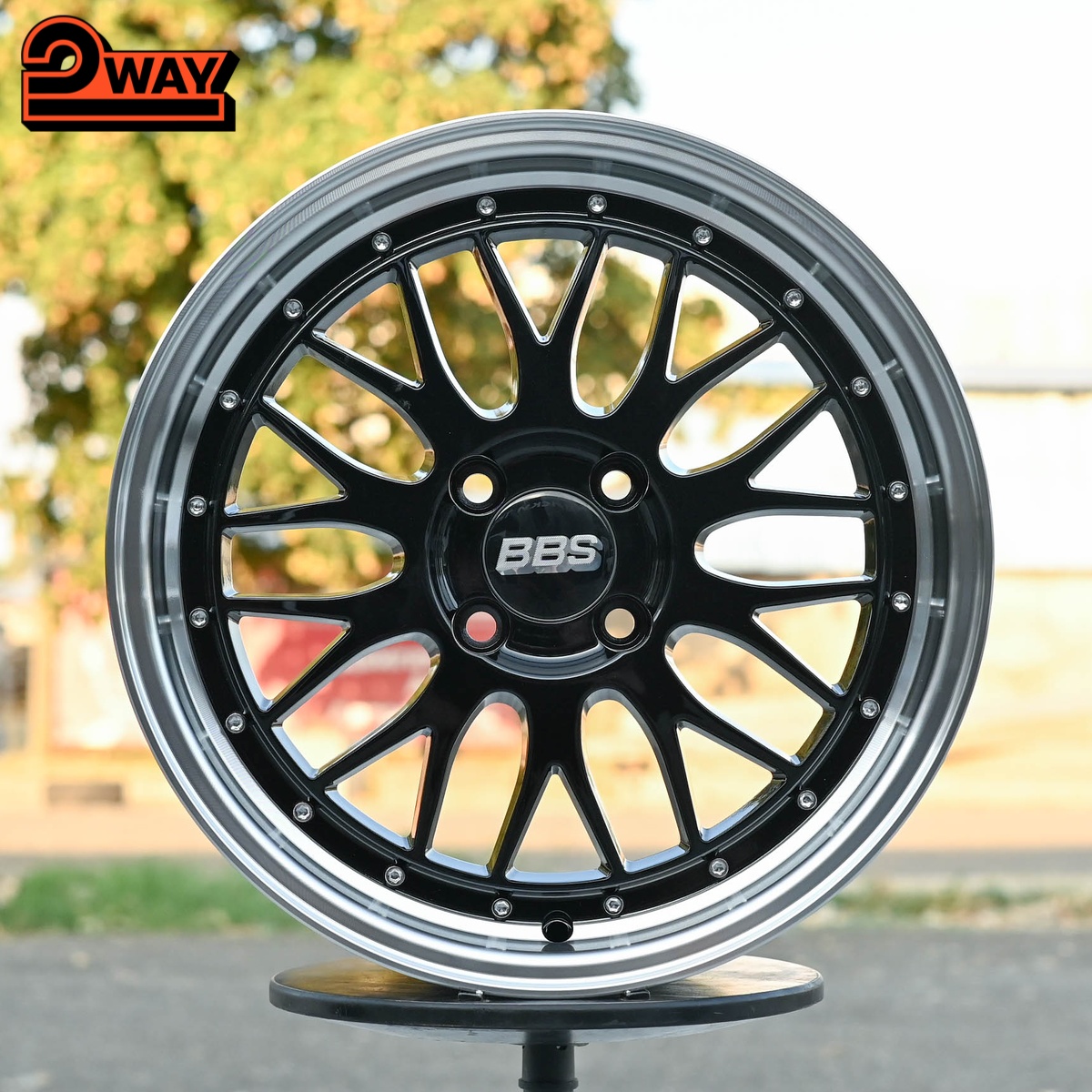R16 BBS LM Стиль 7.0J ET40 4*100 Черный