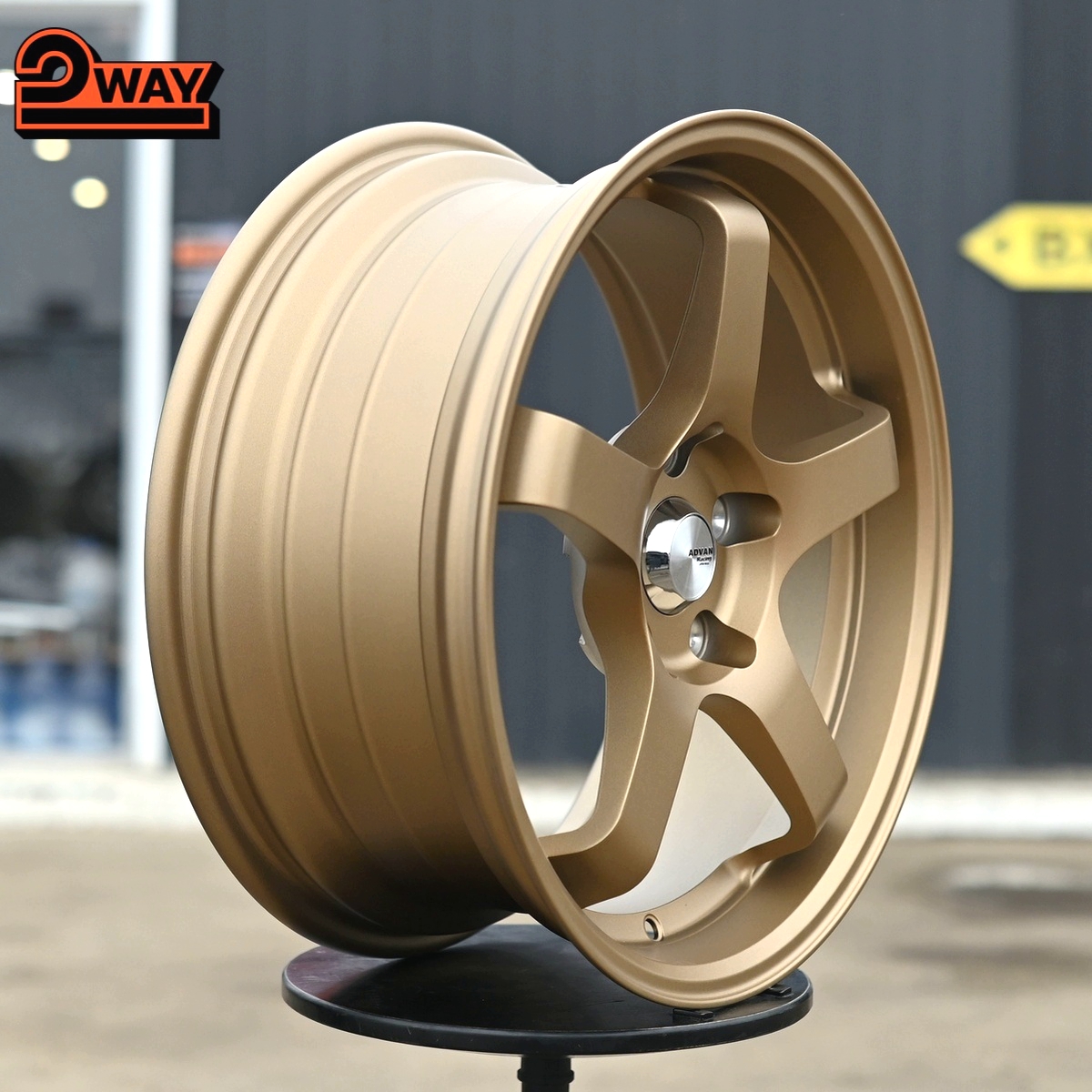 R17 Advan GT Стиль 7.5J ET35 5*114.3 Бронза