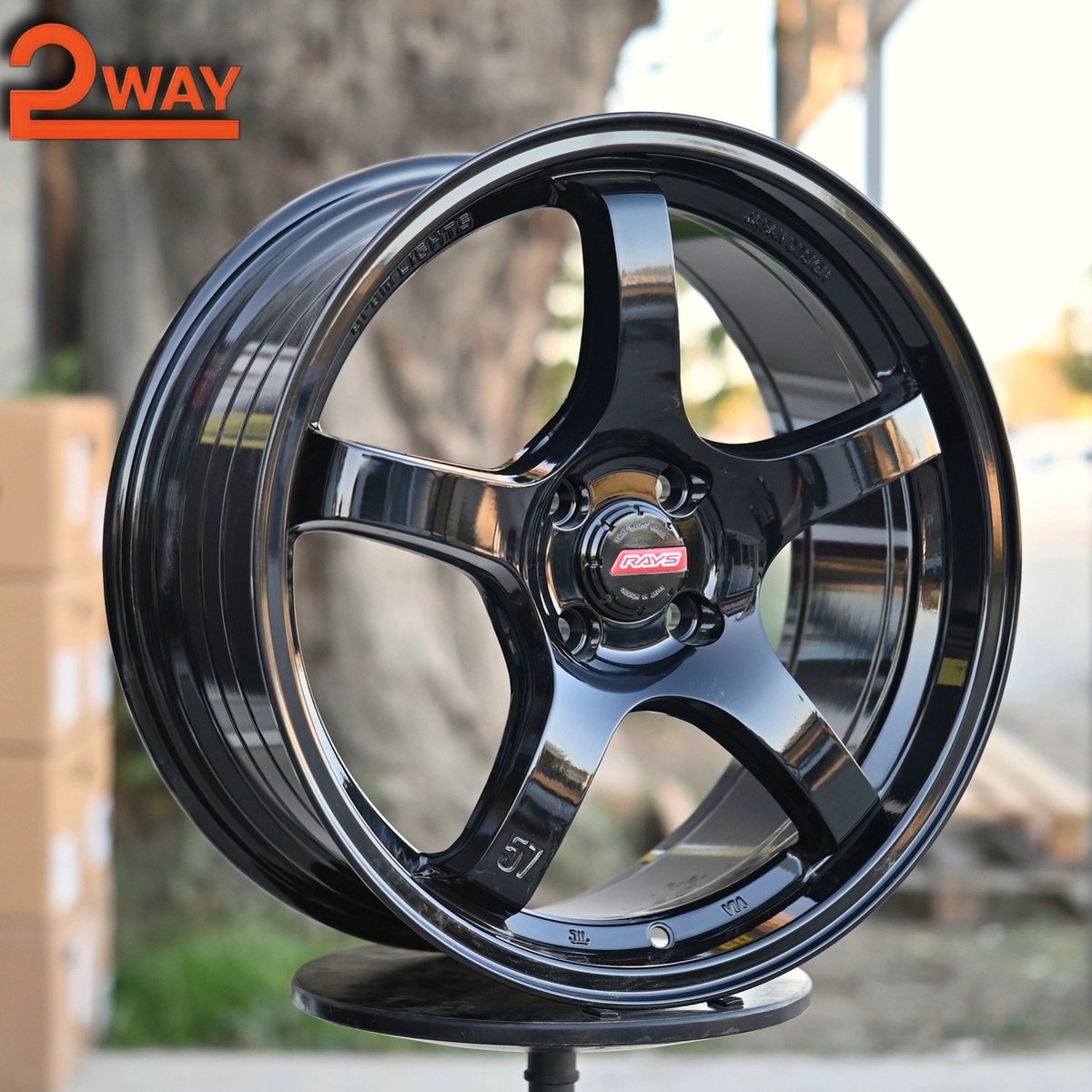 R17 Rays Gram 57CR Стиль 7.5J ET35 4*100 Черный