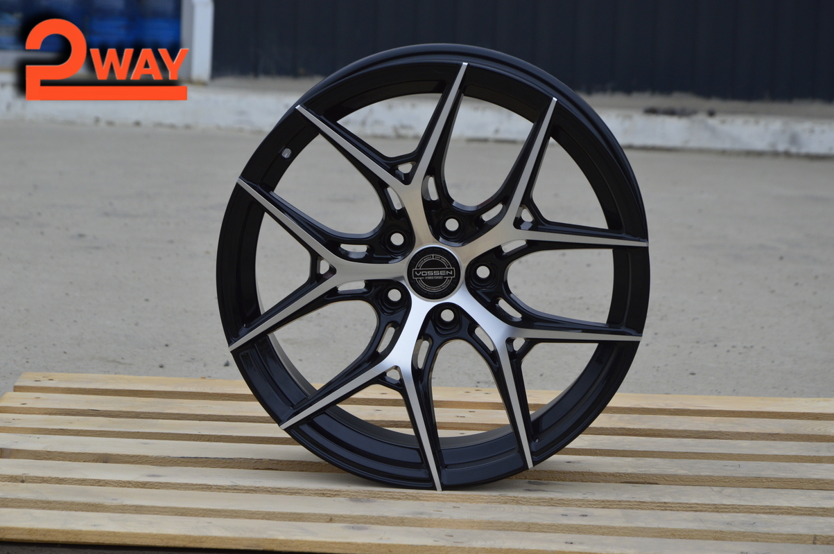 R18 Vossen HF-5 Стиль 8.0J ET38 5*112 Черный ФЗ