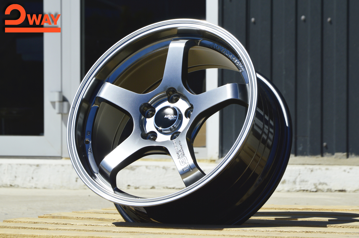 R17 Advan GT Стиль 7.5J ET35 5*112 Темный хром