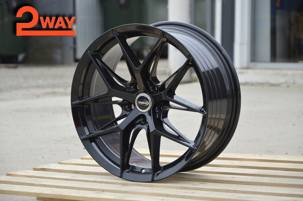 R18 RGW 033 8.0J ET35 5*114.3 Черный