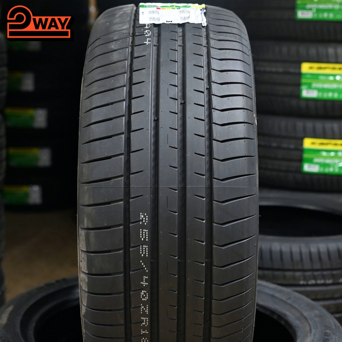 R18 255/40 KAPSEN K3000 99Y XL
