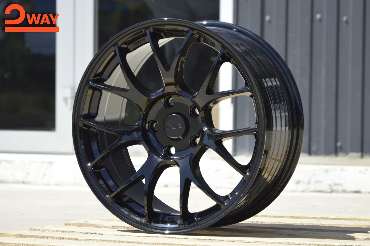 R17 Rays G16 Стиль 8.0J ET38 5*114.3 Черный