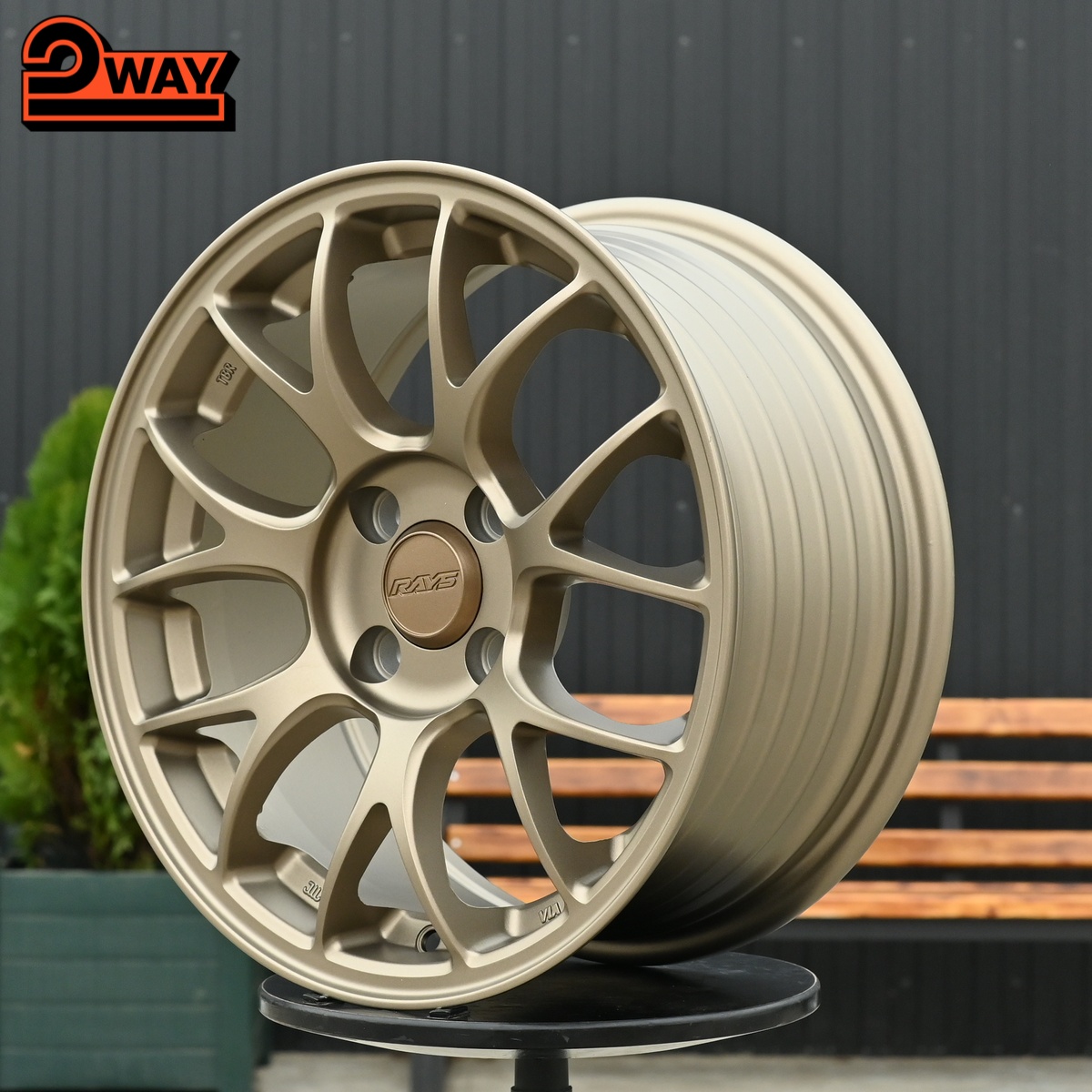 R15 Rays G16 Стиль 7.0J ET30 4*100 Бронза