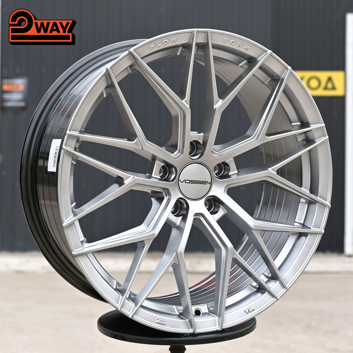 R19 Vossen 3323 Стиль 8.5J ET38 5*108 Cеребро