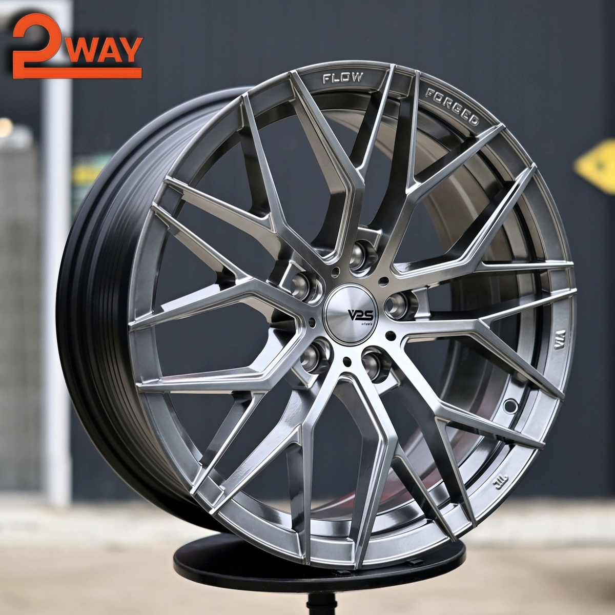 R17 Vossen 3323 Стиль 7.5J ET38 5*114.3 Темный хром