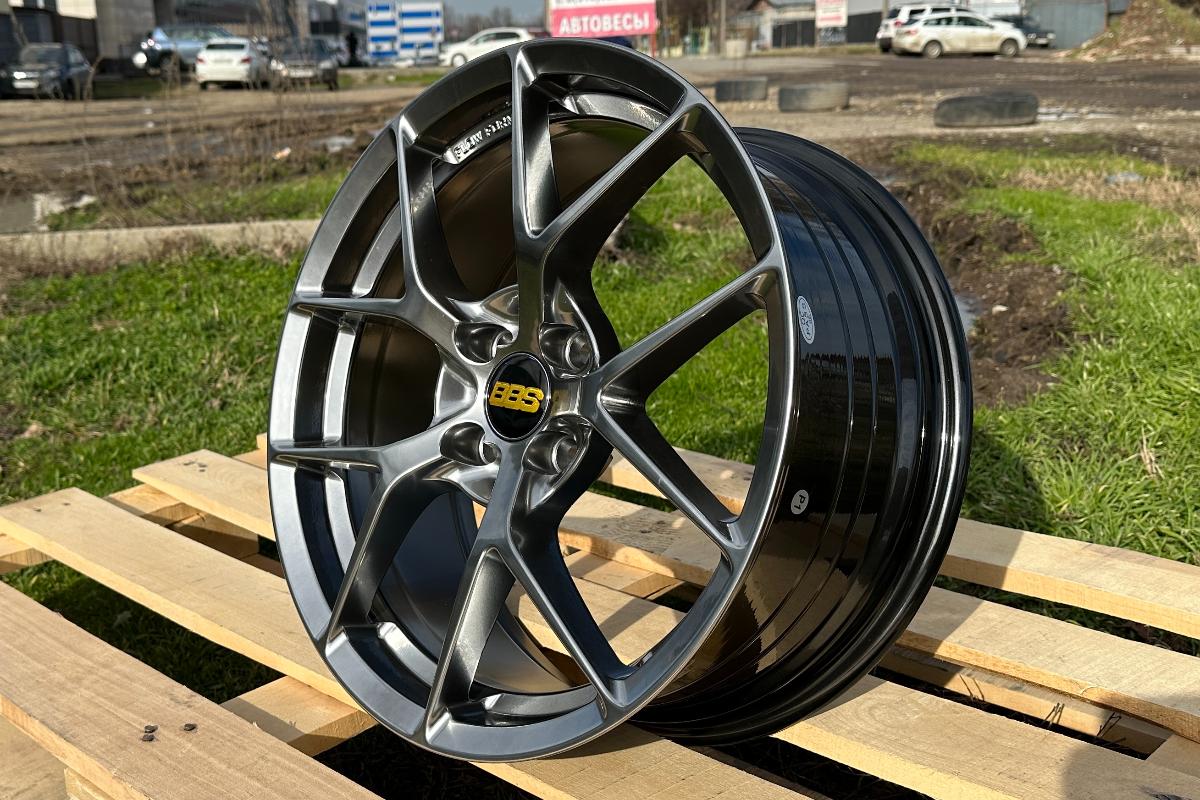 R17 BBS CI-R Стиль 7.5J ET35 4*100 Темный хром