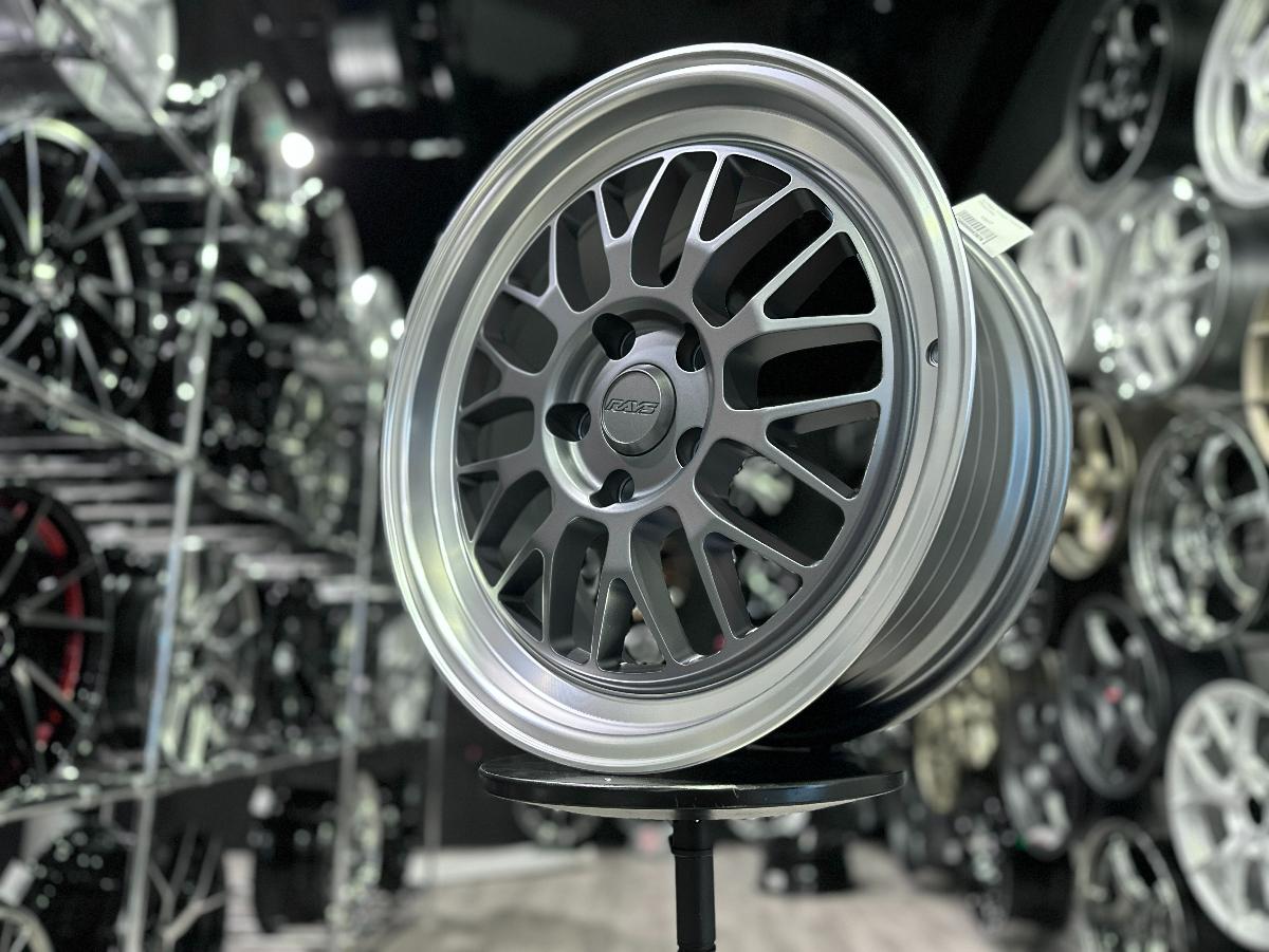 R17 Rays 21A Стиль 7.5J ET35 5*114.3 Графит