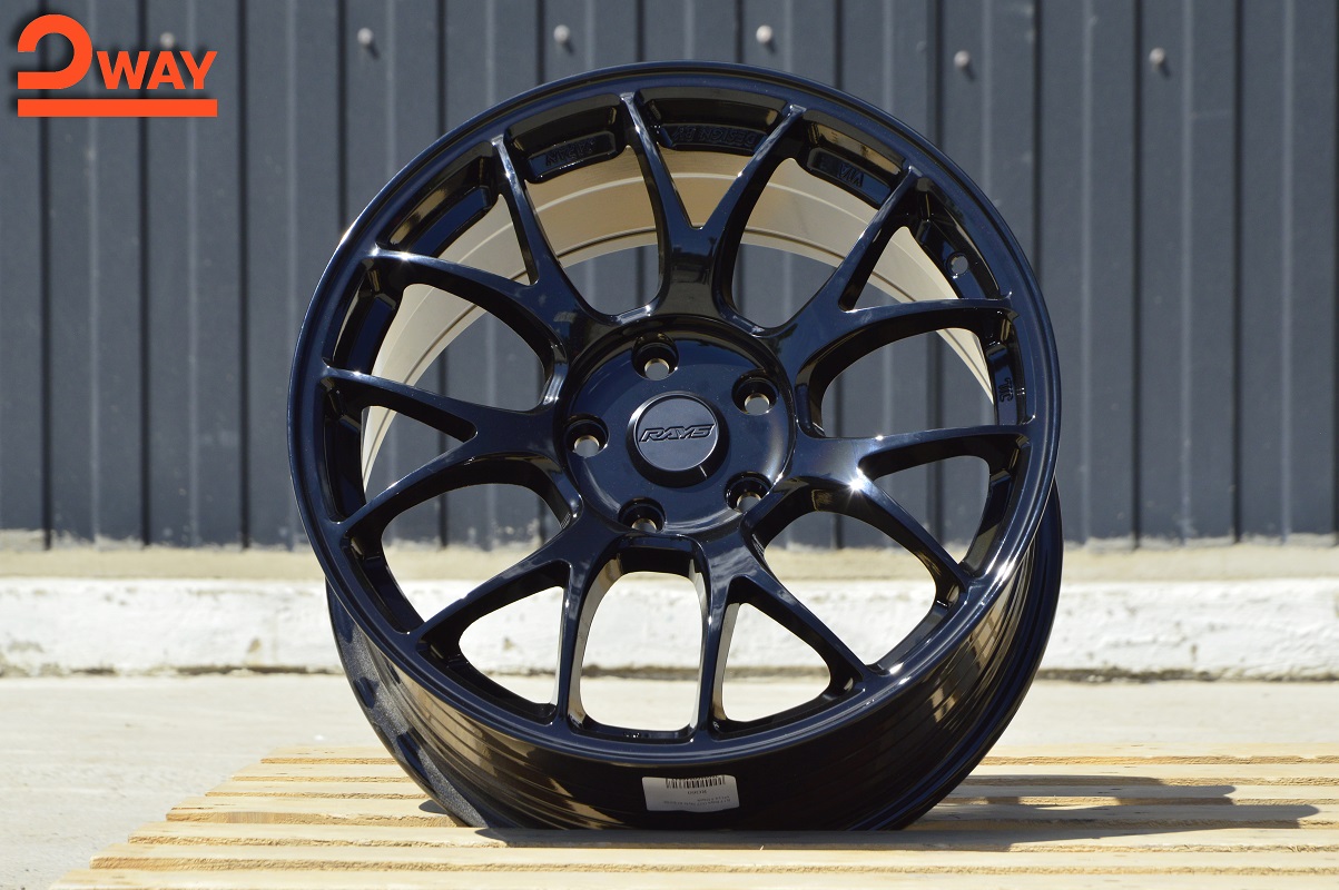 R17 Rays G16 Стиль 8.0J ET38 5*114.3 Черный
