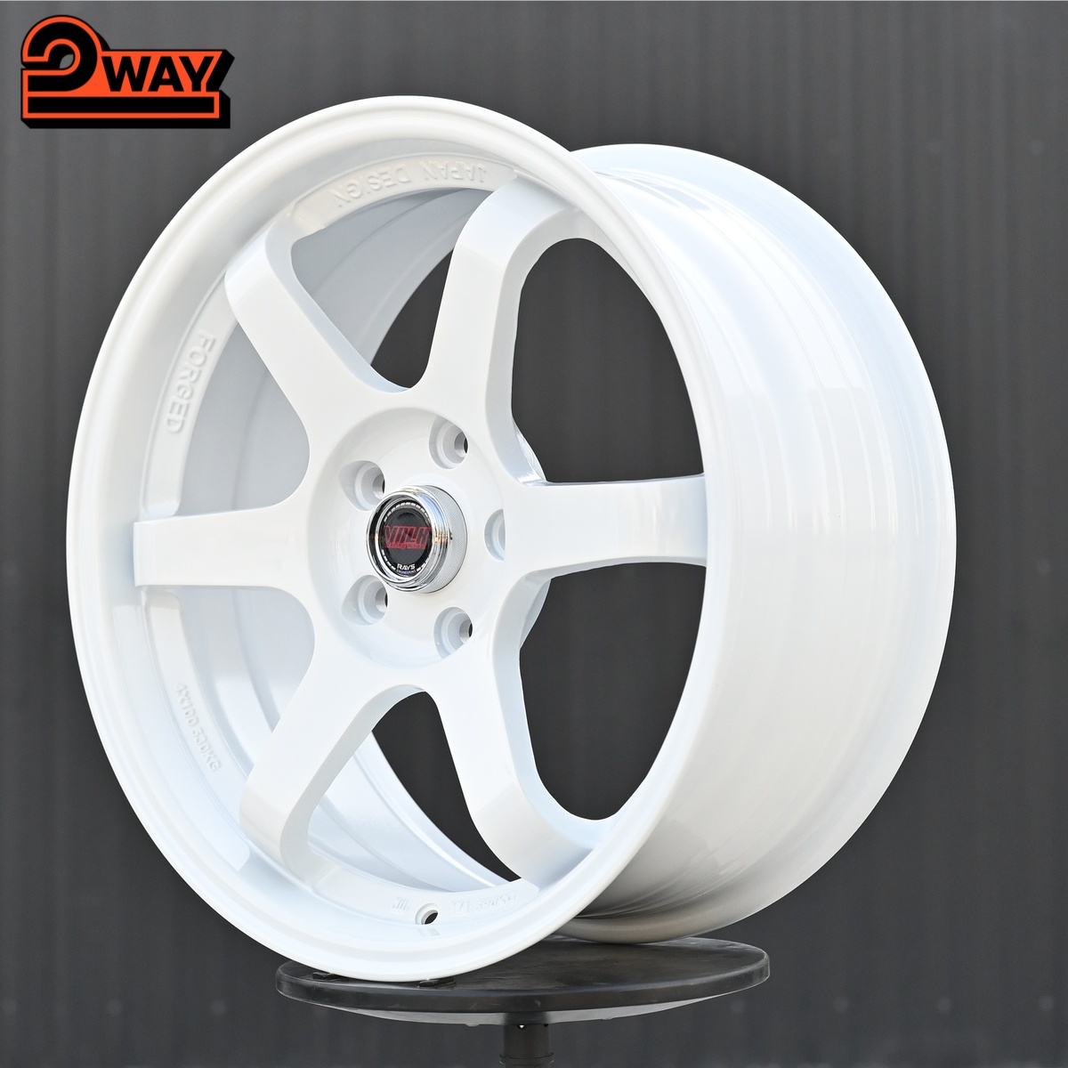 R18 Volk Racing TE37SL Стиль 8.0J ET38 5*114.3 Белый