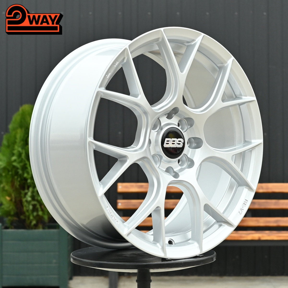 R16 BBS CH-R Стиль 7.0J ET40 4*100/114.3 Серебро
