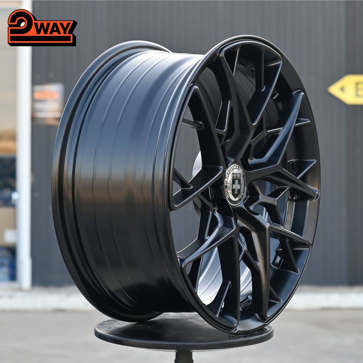 R17 HRE FF10 Стиль 7.5J ET38 5*114.3 Черный