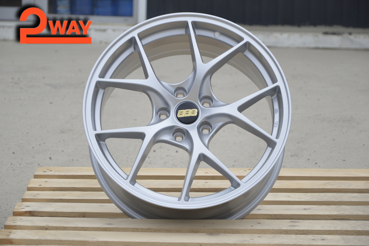 R18 BBS CI-R Стиль 8.0J ET40 5*114.3 Серебро