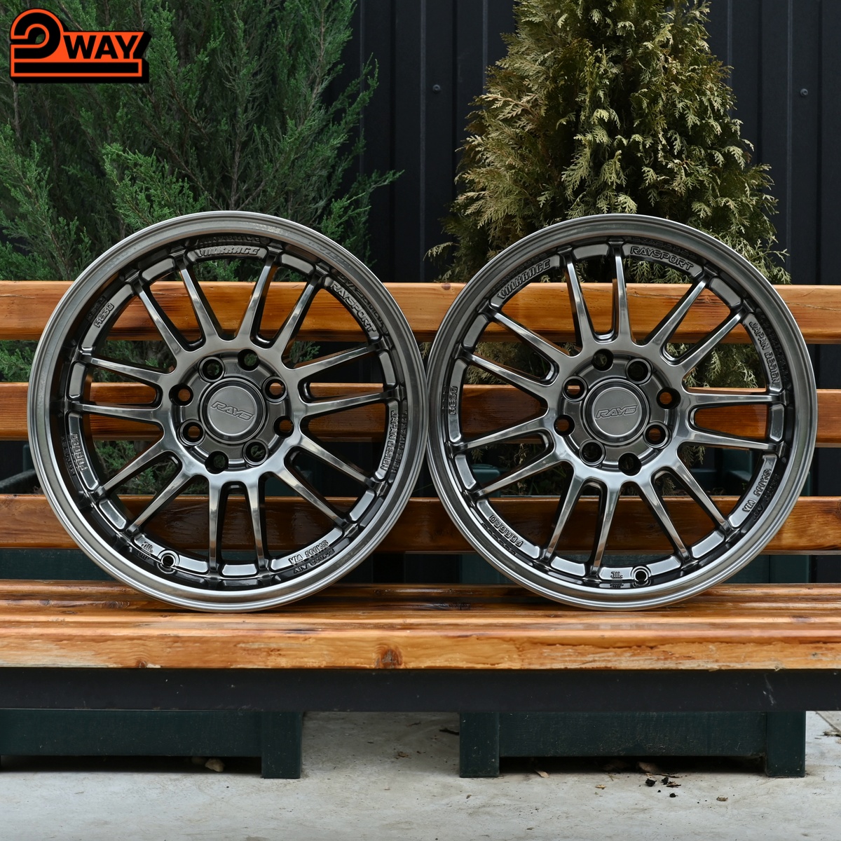 Разноширокие R15 Rays Volk Racing RE30 темный хром