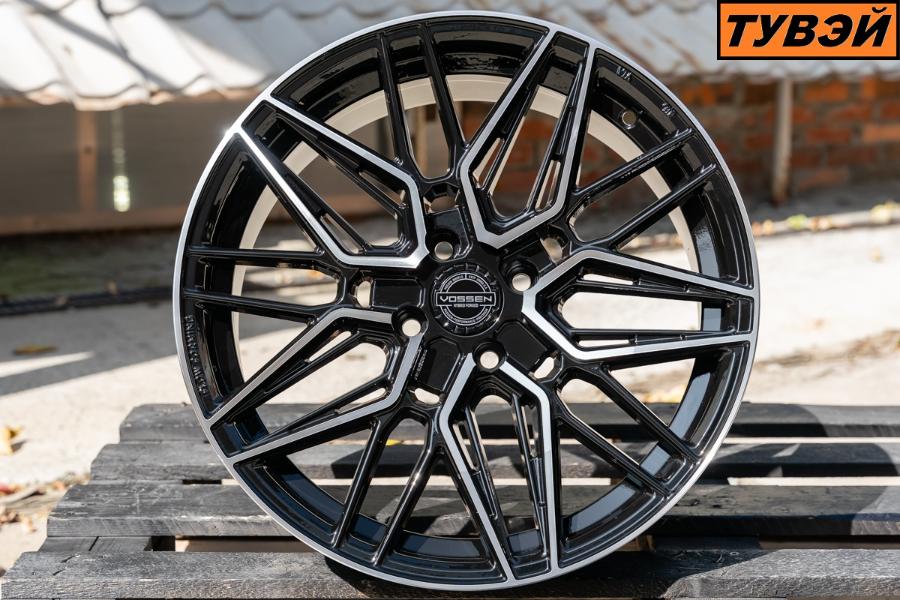 R17 Vossen HF7 Стиль 7.5J ET35 4*100 Черный ФЗ