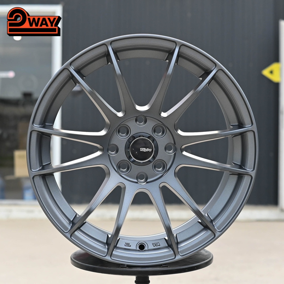 R16 Rays Gram 57xtreme Стиль 8.0J ET25 4*100/114.3 Графит