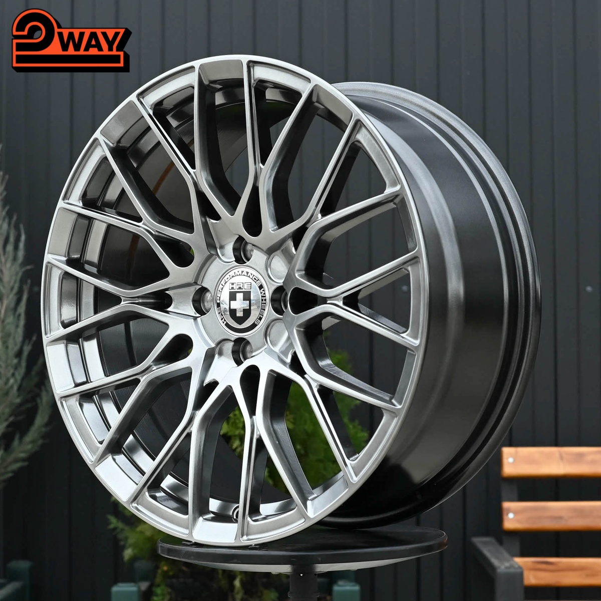 R17 HRE E235 Стиль 7.5J ET37 4*100 Темный хром
