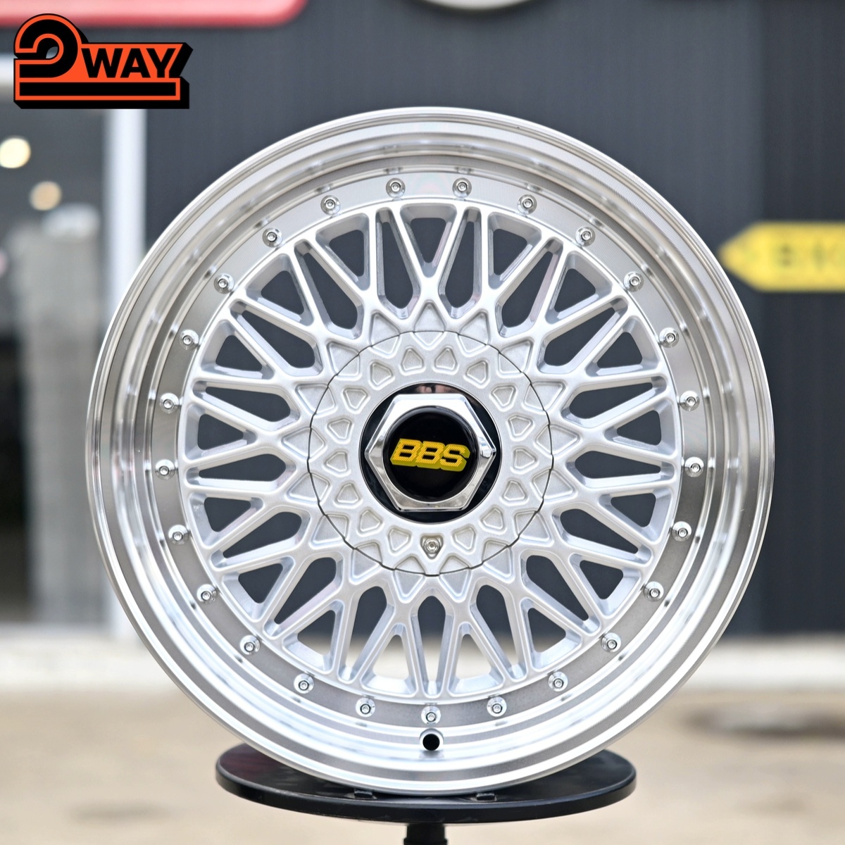 R16 BBS RS Стиль 7.0J ET40 4*100/114.3 Серебро