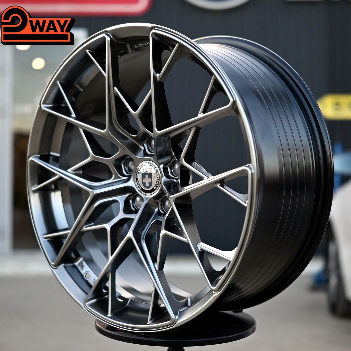 R19 HRE FF10 Стиль 8.5J ET35 5*108 Темный хром