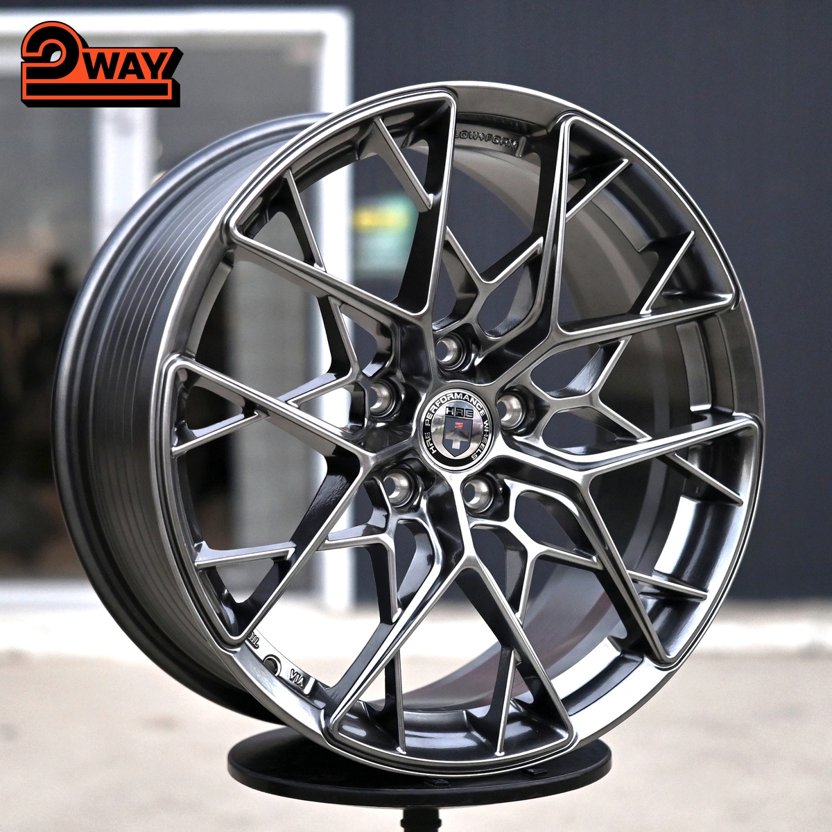 R17 HRE FF10 Стиль 7.5J ET38 5*108 Темный хром