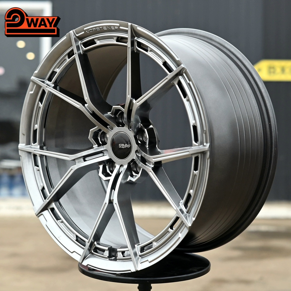 R19 Vorsteiner VFX-002 Стиль 9.5J ET35 5*112 Темный хром
