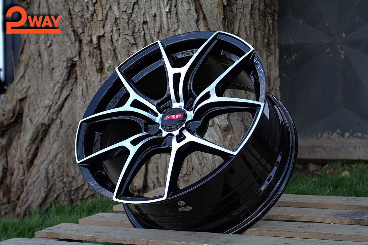 R17 Rays G025 Стиль 7.5J ET35 4*100 Черный ФЗ