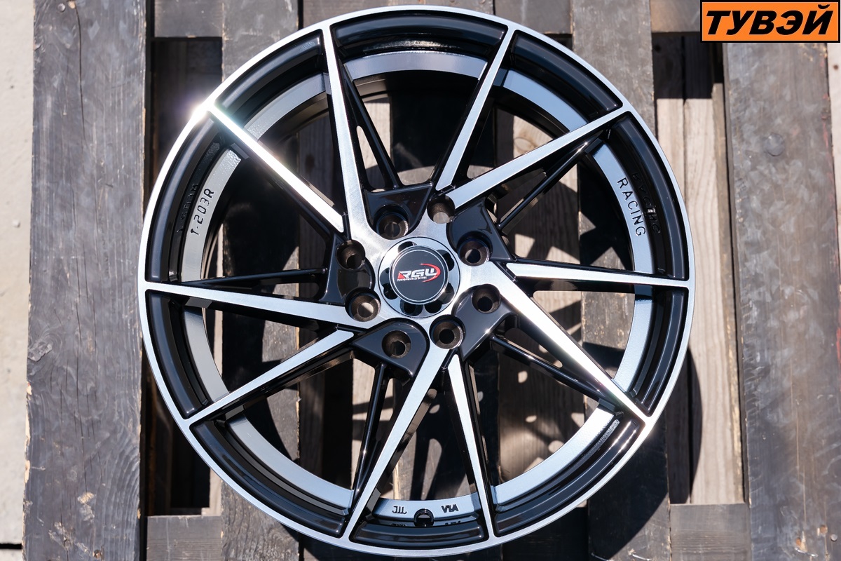 R15 RGW 5840 6.5J ET38 4*100/114.3 Черный
