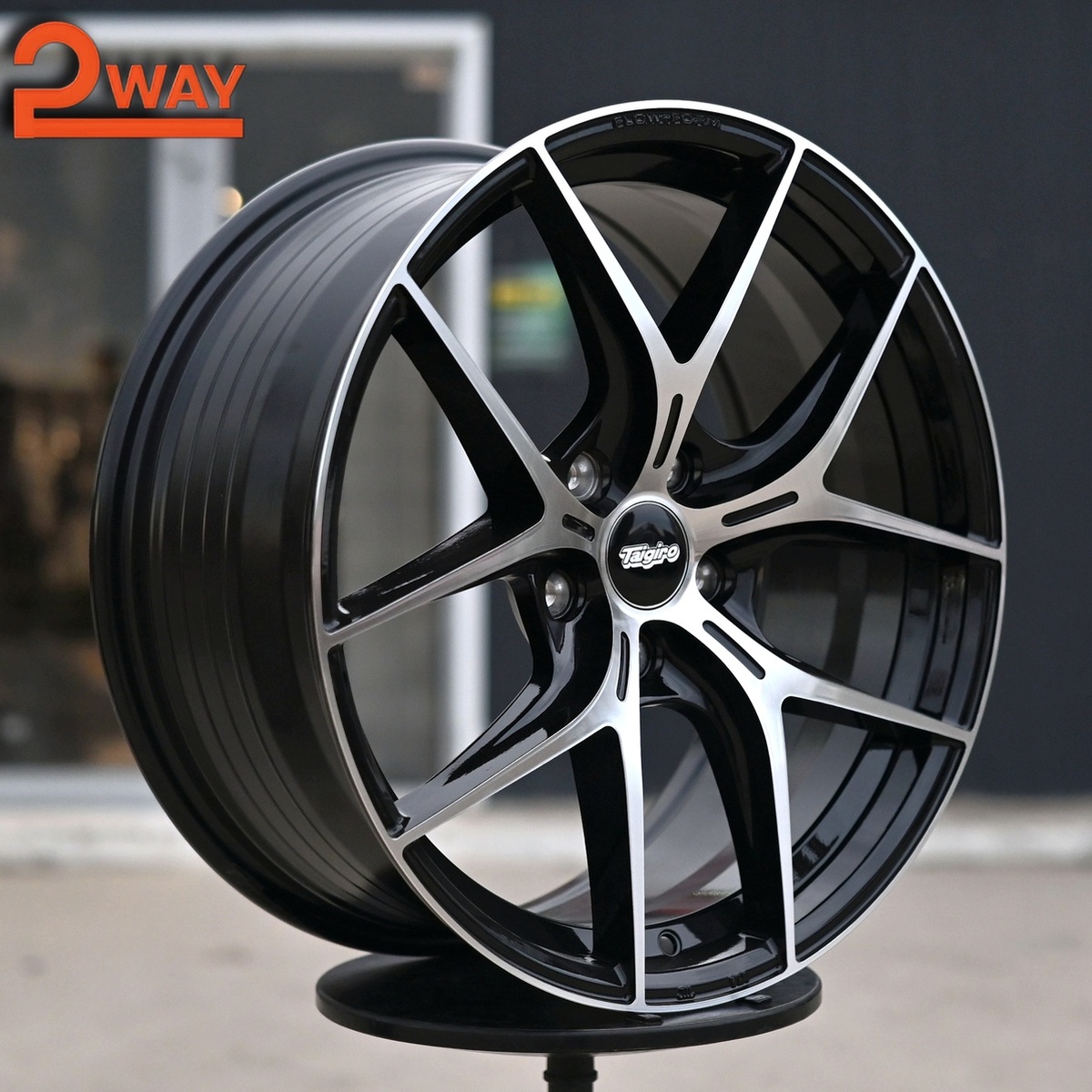R18 Taigiro FF006 8.0J ET38 5*114.3 Черный ФЗ