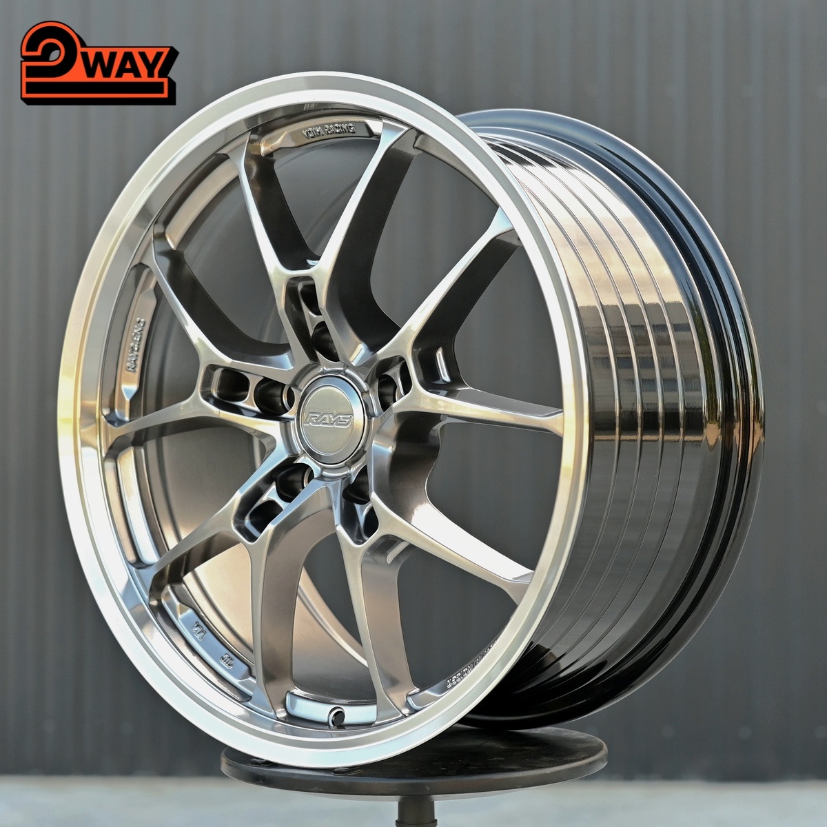 R18 Rays G025LC Стиль 8.5J ET38 5*114.3 Темный хром