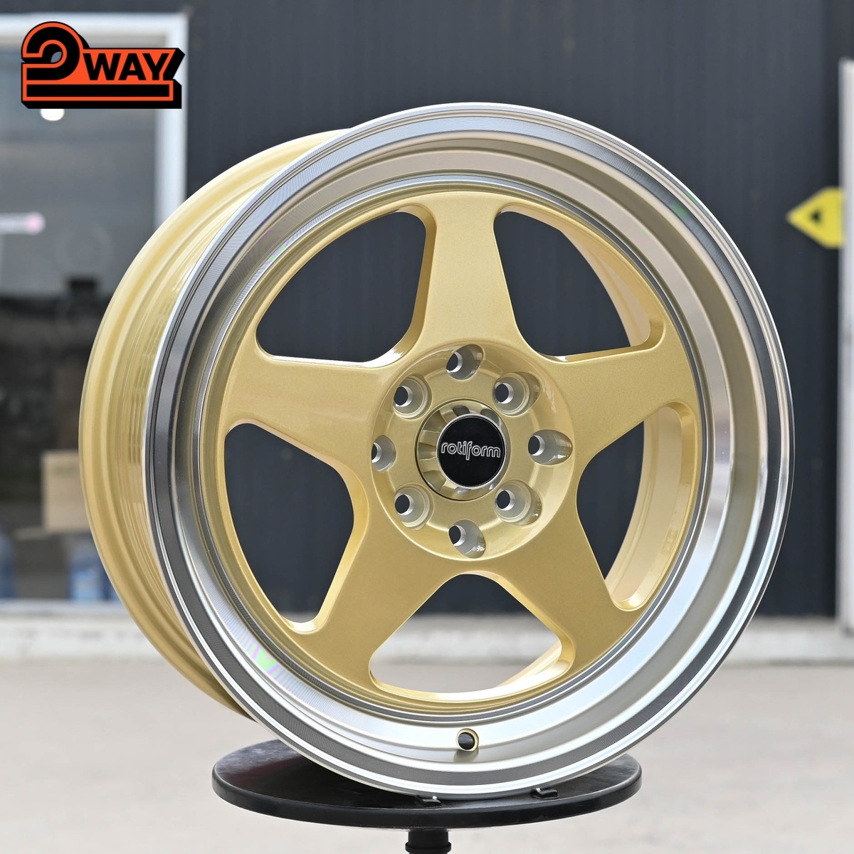 R16 Rotiform ROC-H Стиль 7.0J ET35 4*100/114.3 Золото ФЗ