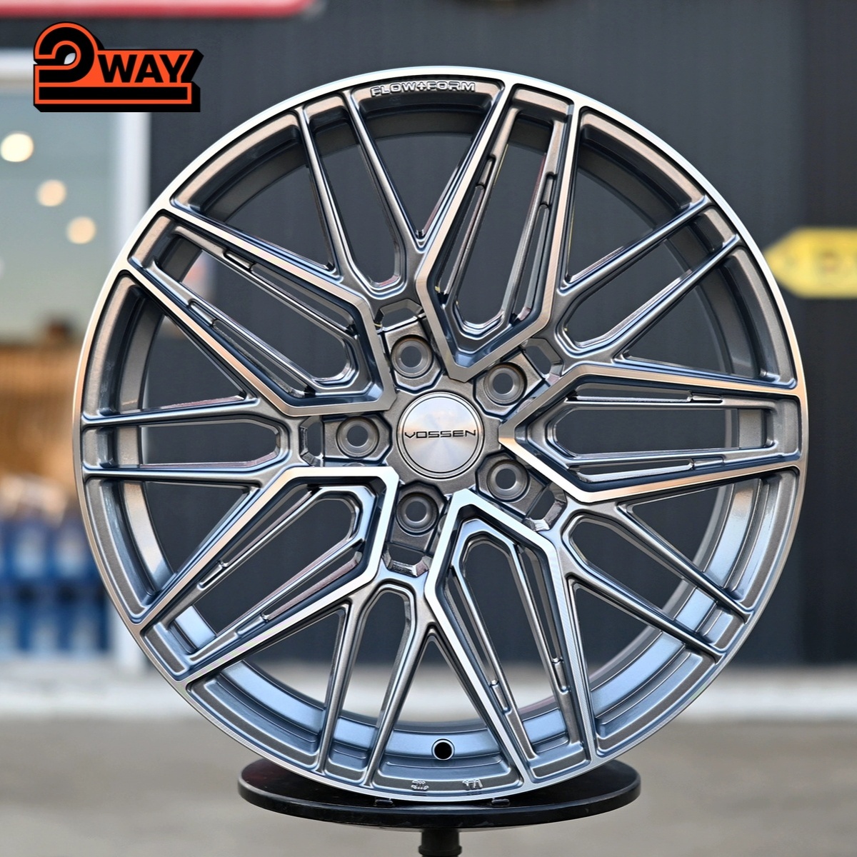 R18 Vossen HF7 Стиль 8.0J ET38 5*112 Графит ФЗ