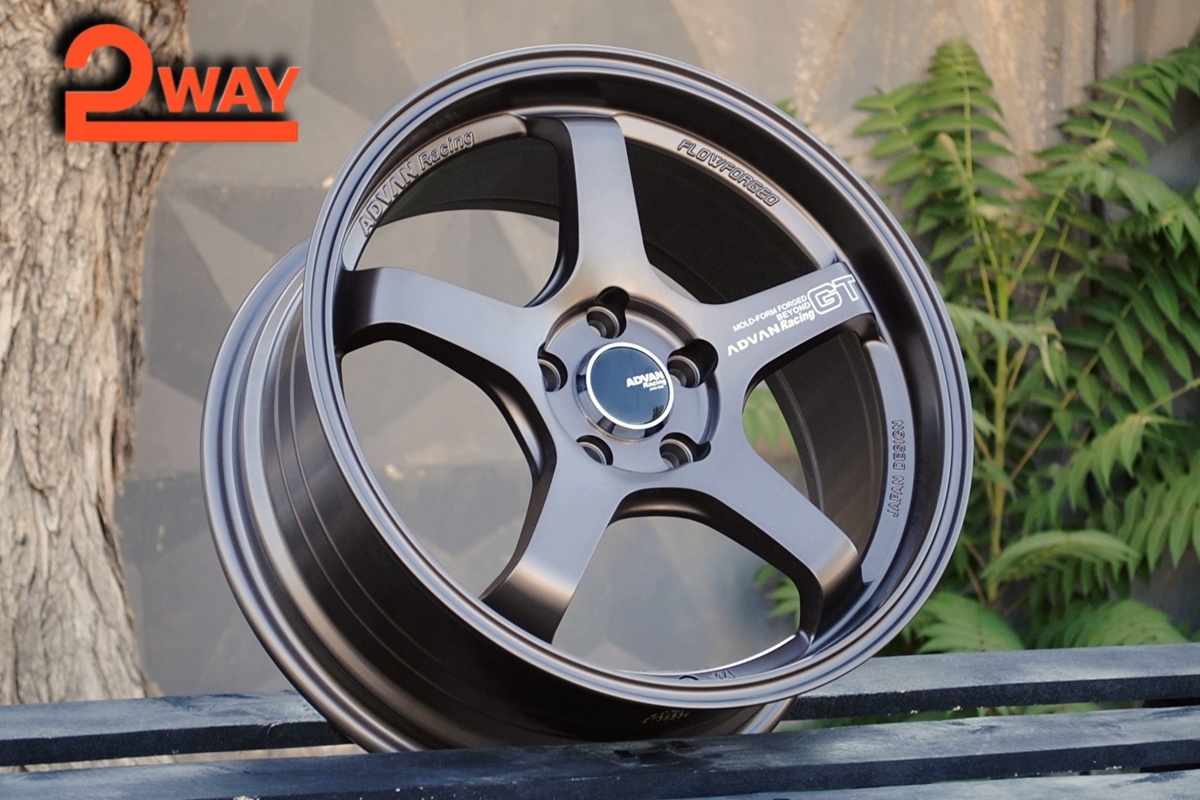 R17 Advan GT Стиль 7.5J ET35 5*108 Бронза