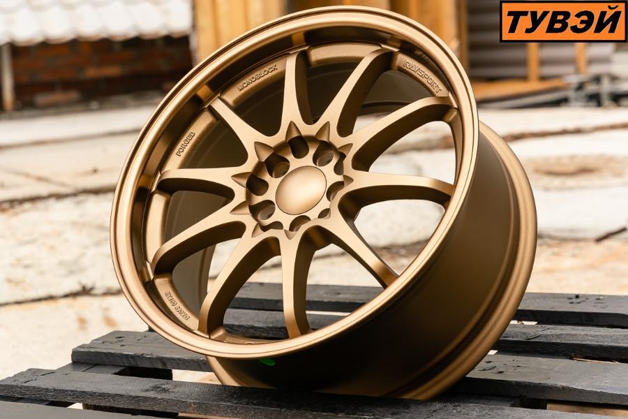 R17 Volk Racing CE28 Стиль 7.5J ET35 5*100/114.3 Бронза