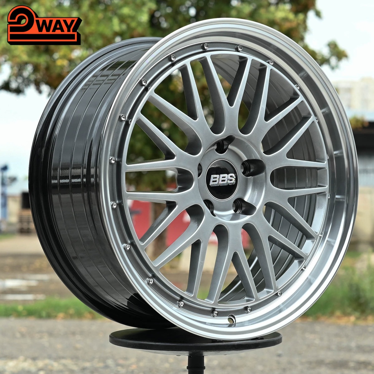 R19 BBS LM Стиль 8.5J ET38 5*114.3 Темный хром