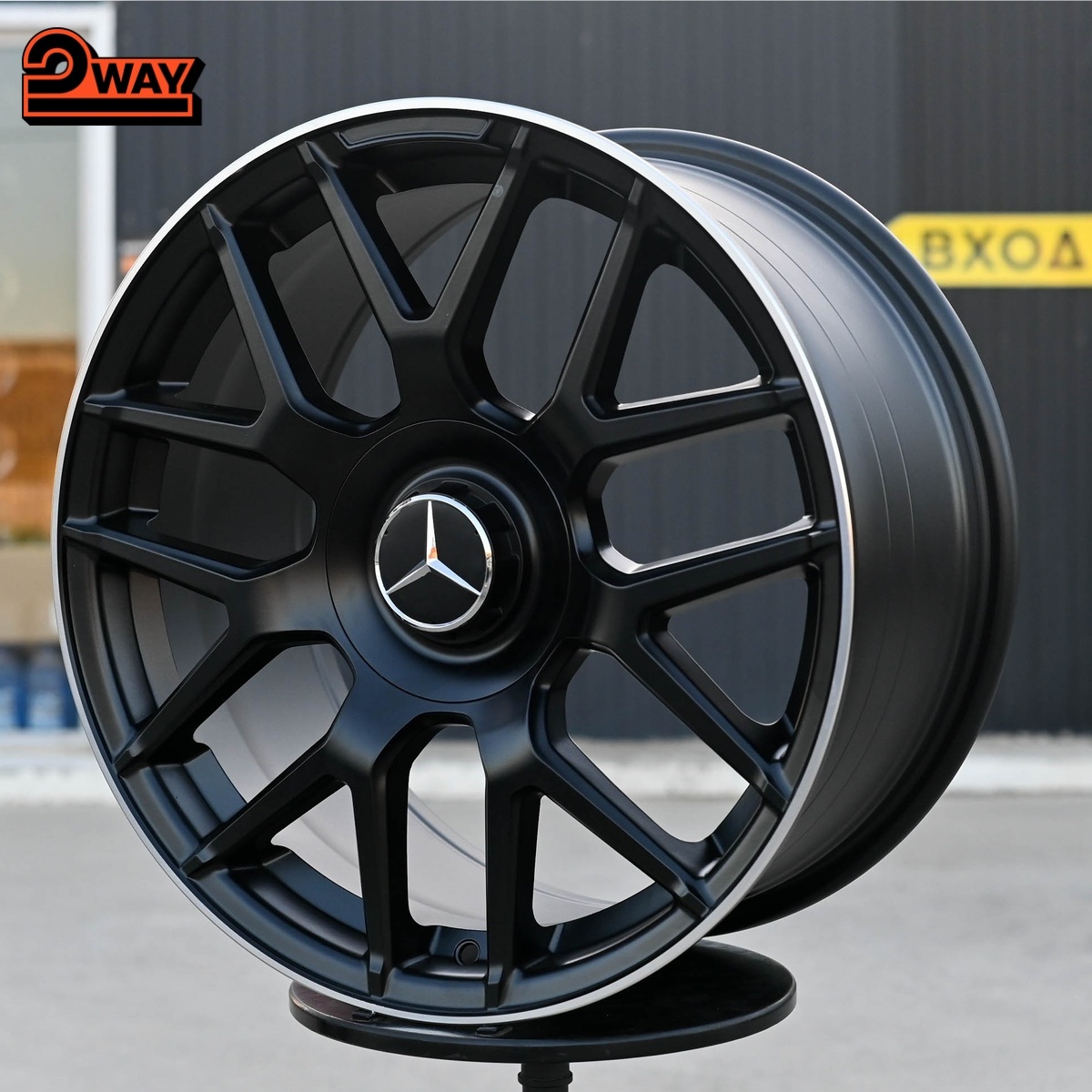 R18 Mercedes AMG Стиль 8J ET42 5*112 Черный мат