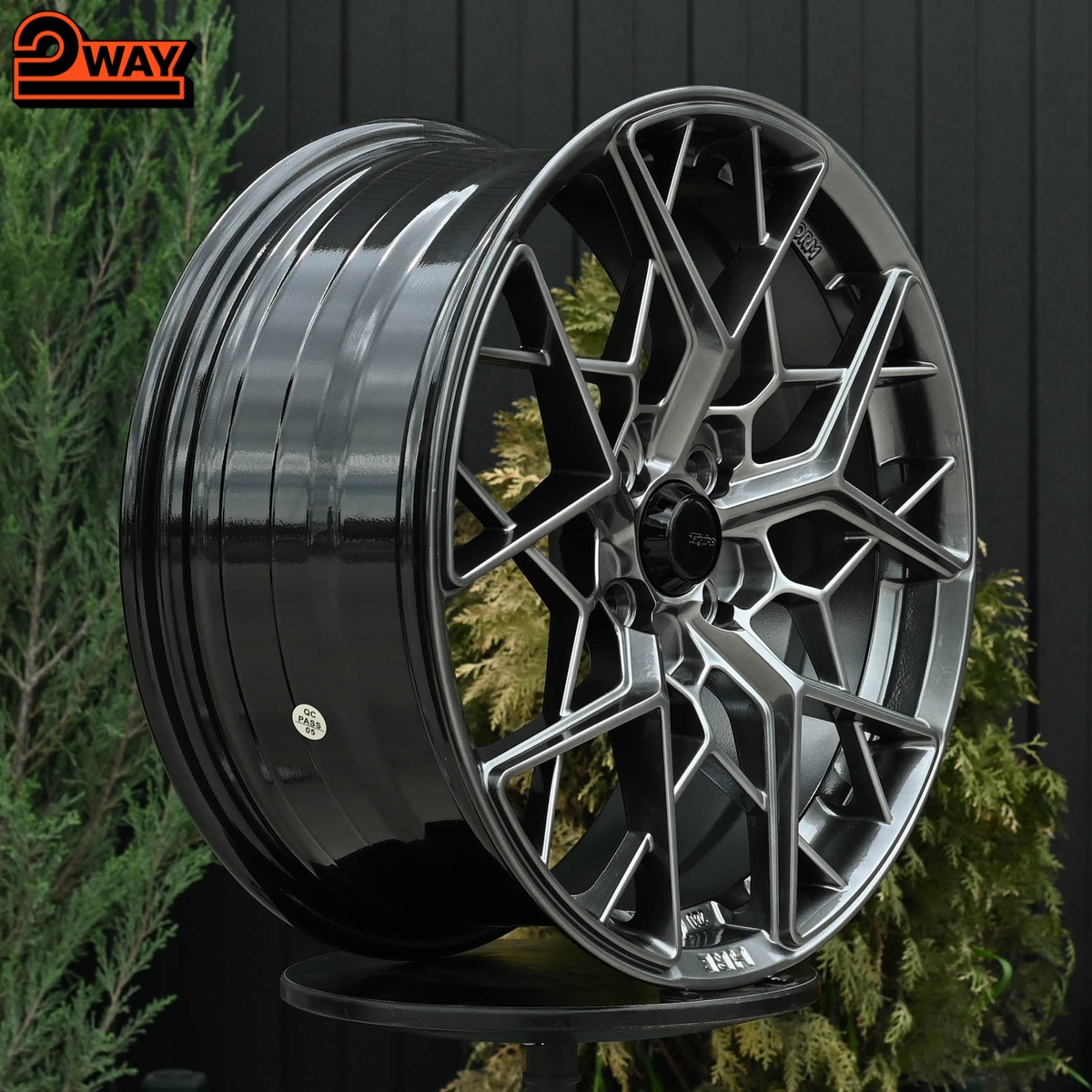 R17 HRE FF10 Стиль 7.5J ET42 4*100 Темный хром