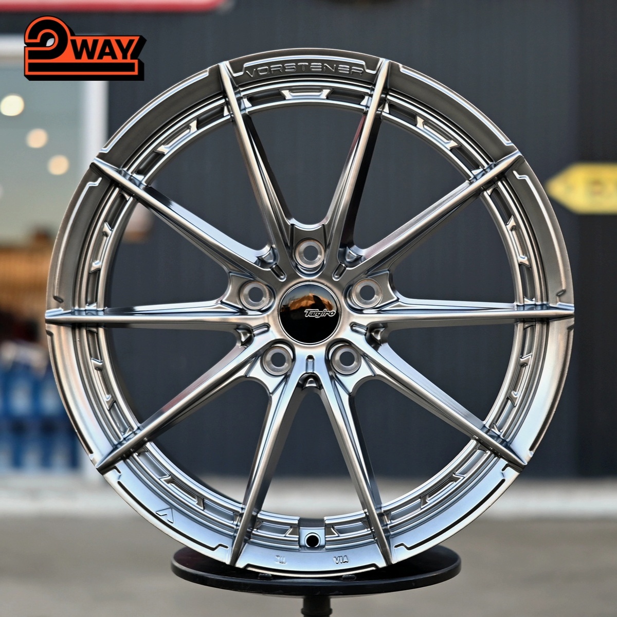 R18 Vorsteiner V-FF Стиль 8.0J ET38 5*108 Темный хром