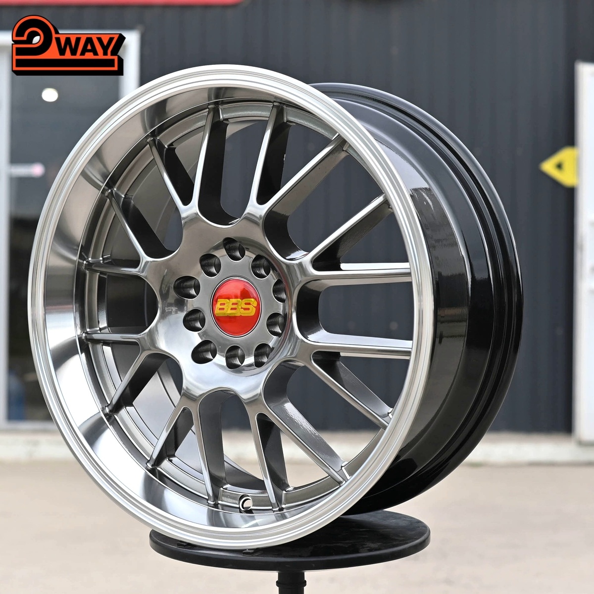 R17 BBS RG-R Стиль 7.5J ET30 5*100/114.3 Темный хром