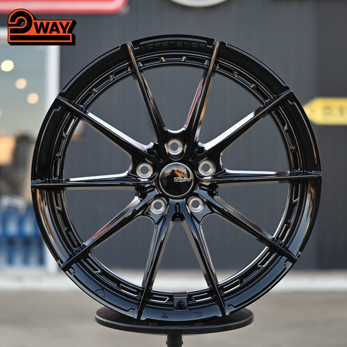 R17 Vorsteiner V-FF Стиль 7.5J ET35 5*114.3 Черный