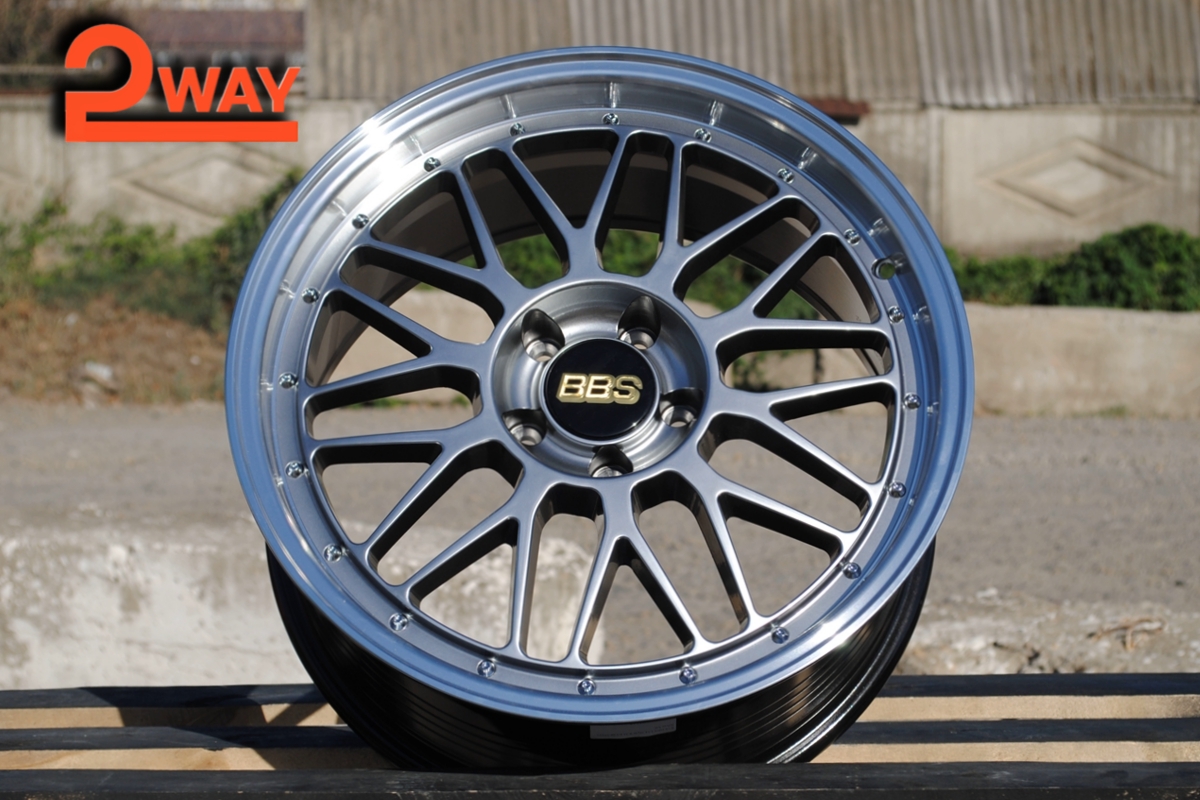 R18 BBS LM Стиль 8.5J ET38 5*112 Темный хром