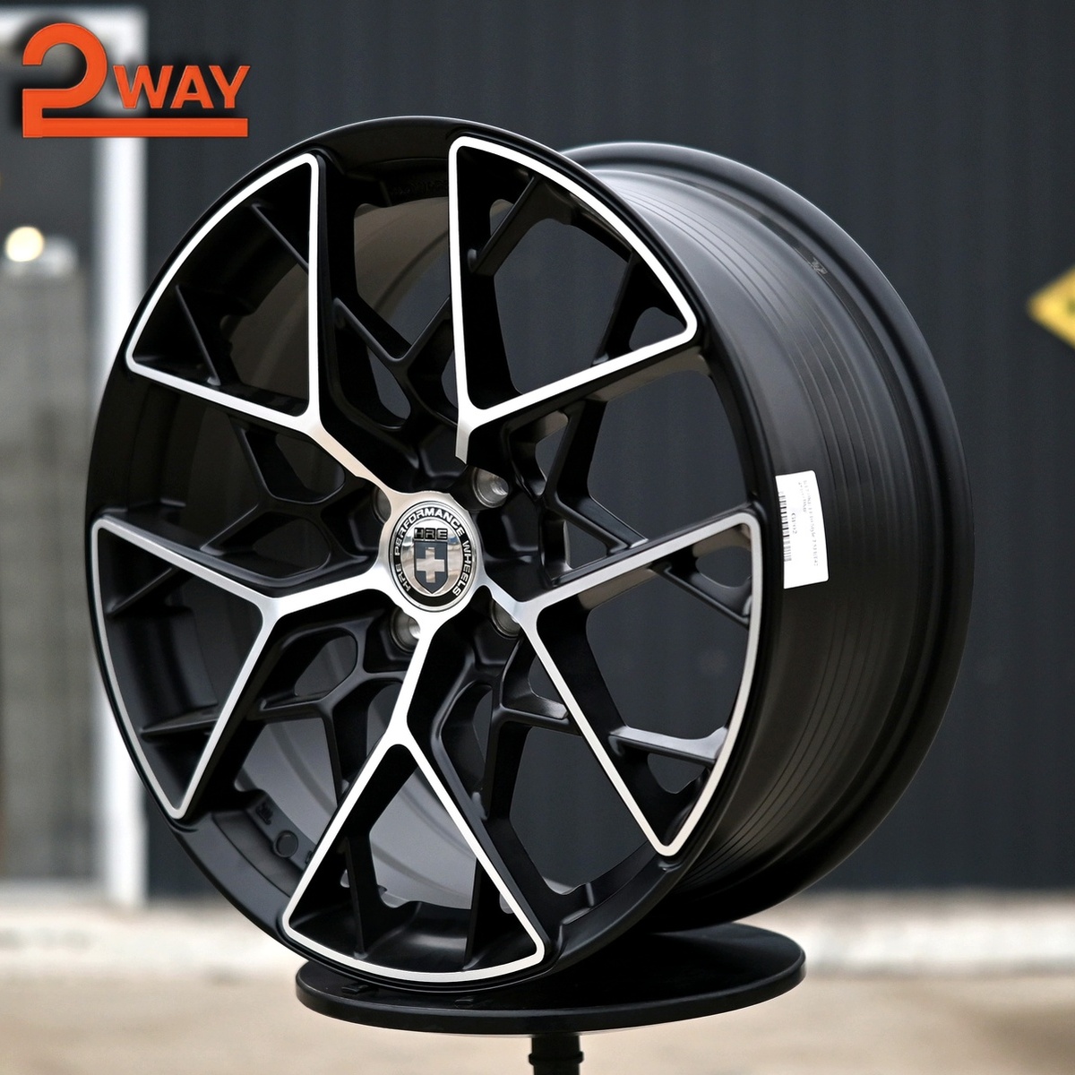 R17 HRE FF10 Стиль 7.5J ET42 4*100 Черный ФЗ