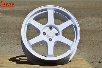 R17 Volk Racing TE37SL Стиль 7.5J ET40 4*100 Белый