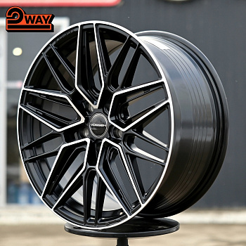 R18 Vossen HF7 Стиль 8.0J ET38 5*114.3 Черный ФЗ