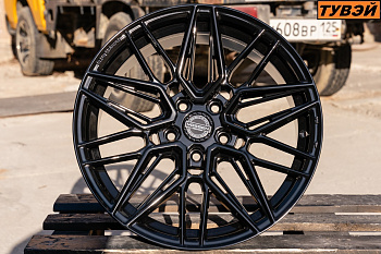 R17 Vossen HF7 Стиль 7.5J ET35 5*108 Черный